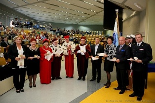 Gaudeamus po raz 17 w PWSZ im. Witelona w Legnicy ! Gaudeamus po raz 17 w PWSZ im. Witelona w Legnicy !