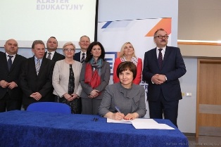 Powstaje Dolnośląski Klaster Edukacyjny ! Powstaje Dolnośląski Klaster Edukacyjny !