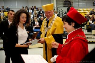 Nagrody, wyróżnienia i dyplomy dla absolwentów PWSZ Nagrody, wyróżnienia i dyplomy dla absolwentów PWSZ