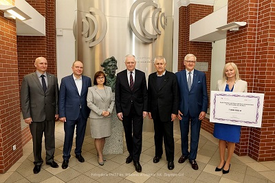 Wicepremier Jarosław Gowin przywiózł milion złotych dla Uczelni Wicepremier Jarosław Gowin przywiózł milion złotych dla Uczelni