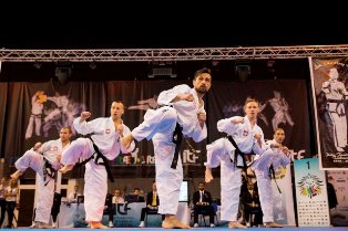 Absolwentka naszej Uczelni na XIX Mistrzostwach Świata w Taekwon-do w Jesolo Absolwentka naszej Uczelni na XIX Mistrzostwach Świata w Taekwon-do w Jesolo