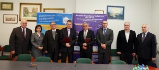 Początek współpracy pomiędzy PWSZ im. Witelona w Legnicy a Radą Federacji Stowarzyszeń Naukowo- Technicznych NOT „Zagłębia Miedziowego” w Legnicy Początek współpracy pomiędzy PWSZ im. Witelona w Legnicy a Radą Federacji Stowarzyszeń Naukowo- Technicznych NOT „Zagłębia Miedziowego” w Legnicy