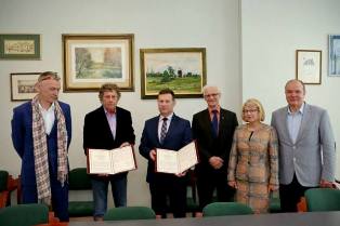 Razem w projekcie Nowe oblicze szkolnictwa zawodowego Razem w projekcie Nowe oblicze szkolnictwa zawodowego