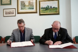Starostwo Powiatowe w Złotoryi w gronie partnerów naszej Uczelni ! Starostwo Powiatowe w Złotoryi w gronie partnerów naszej Uczelni !