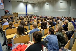 Studenci prezentowali swoje badania na II Ogólnopolskiej Studenckiej Konferencji Młodych Medyków Studenci prezentowali swoje badania na II Ogólnopolskiej Studenckiej Konferencji Młodych Medyków