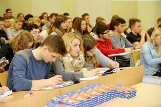 W PWSZ ruszył bezpłatny kurs z matemtyki ! W PWSZ ruszył bezpłatny kurs z matemtyki !